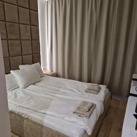 Neu 2025 Emila Romana Boutique- Modernes Luxury Living アパート *