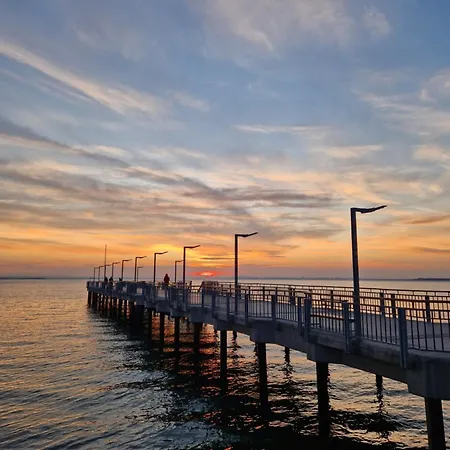 アパート Neu 2025 Emila Romana Boutique- Modernes Luxury Living サニービーチ