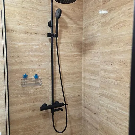 Neu 2025 Emila Romana Boutique- Modernes Luxury Living 아파트