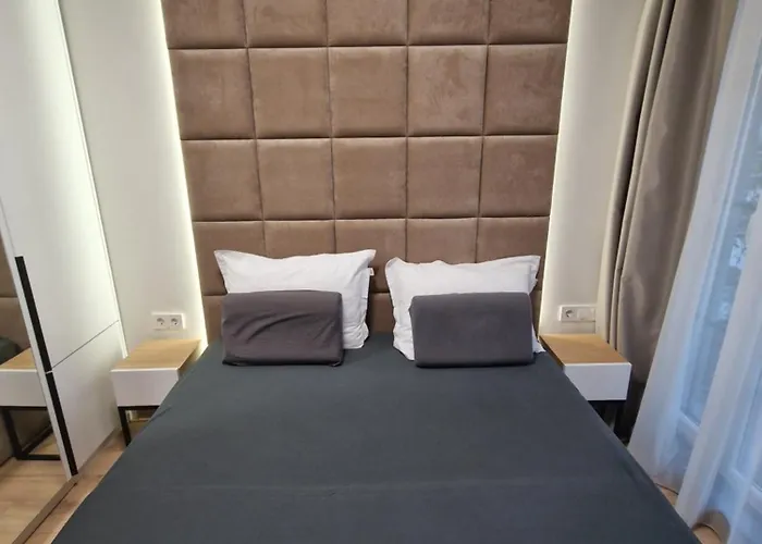 Neu 2025 Emila Romana Boutique- Modernes Luxury Living