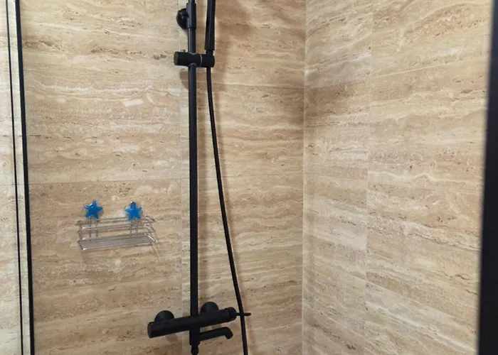 Neu 2025 Emila Romana Boutique- Modernes Luxury Living Апартамент