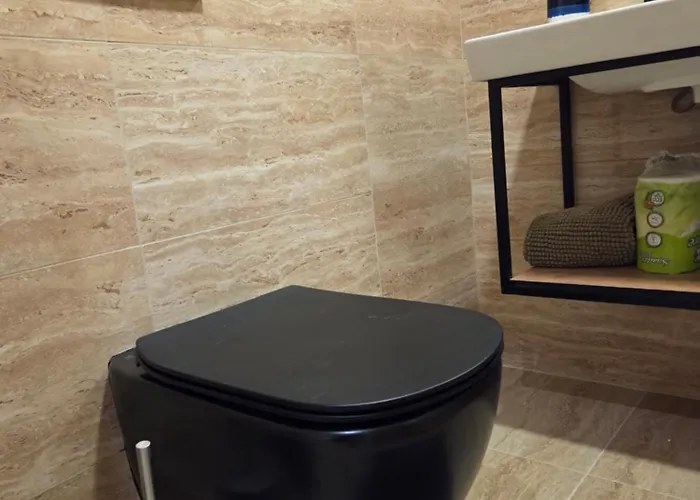 Neu 2025 Emila Romana Boutique- Modernes Luxury Living *