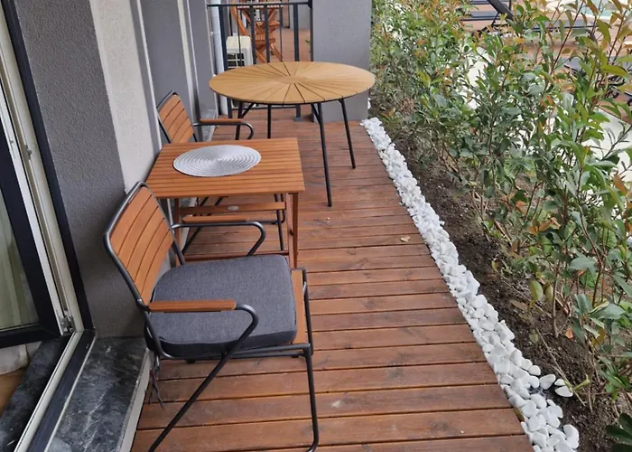 Neu 2025 Emila Romana Boutique- Modernes Luxury Living Апартамент *